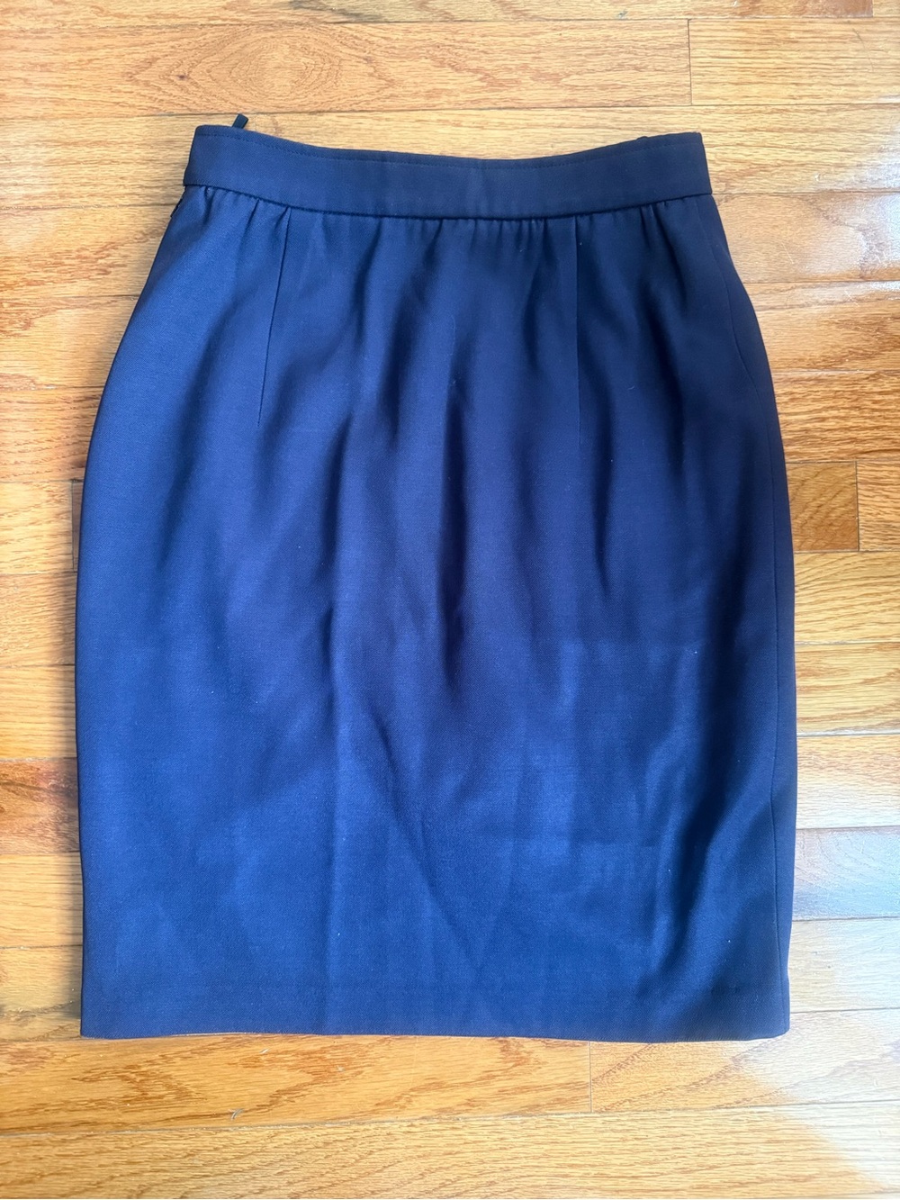 Vintage Valentino Boutique Navy Pencil Skirt — Sz 0/2 (Tagged 6) — Wool, 90s